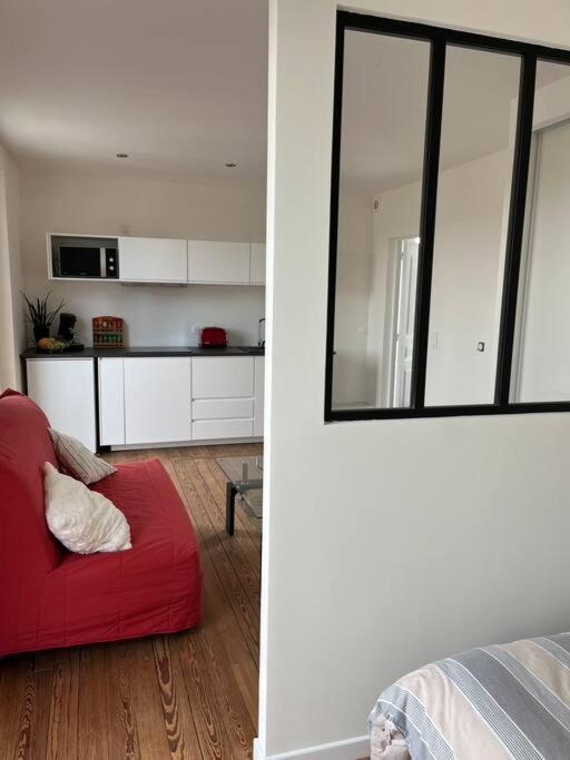Apartment With Balcony Near Disneyland. Esbly Buitenkant foto
